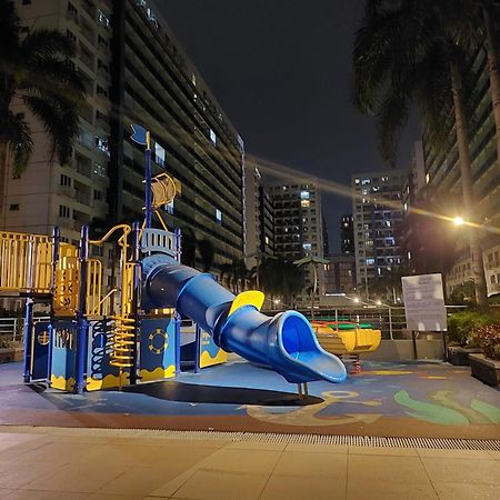 Sea Residences Moa Jaylord Place Manila Kültér fotó