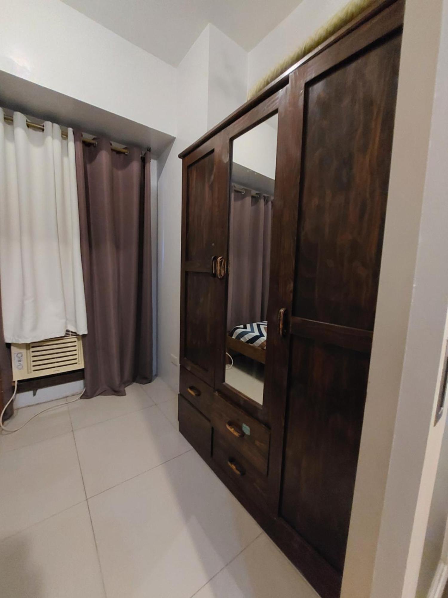 Sea Residences Moa Jaylord Place Manila Kültér fotó